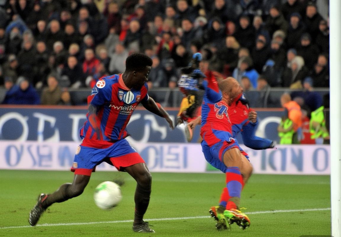 巴黎圣日耳曼VS图卢兹：豪门与升班马的巅峰对决前瞻(图3)